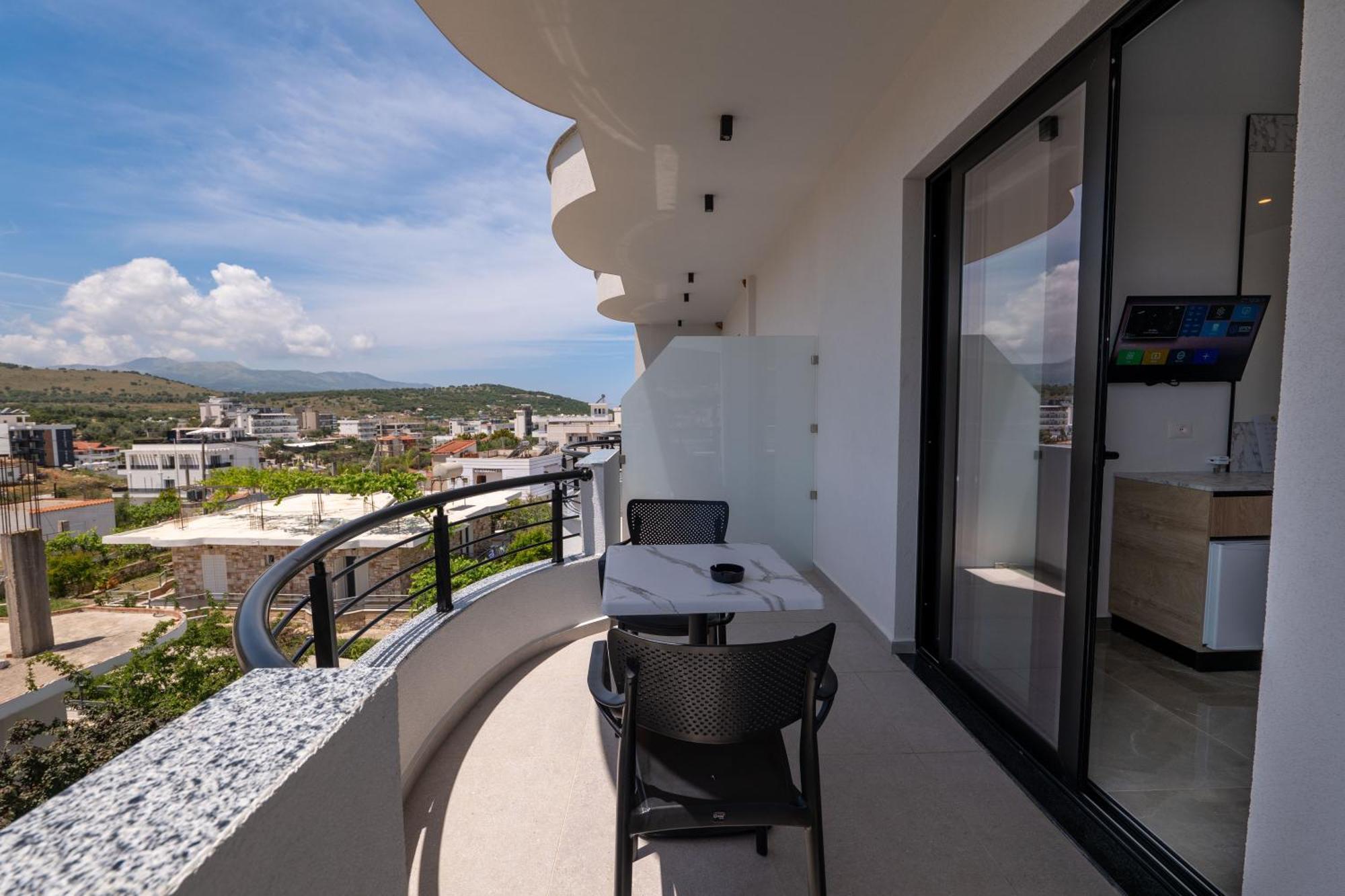 Monel Hotel Ksamil Exterior photo