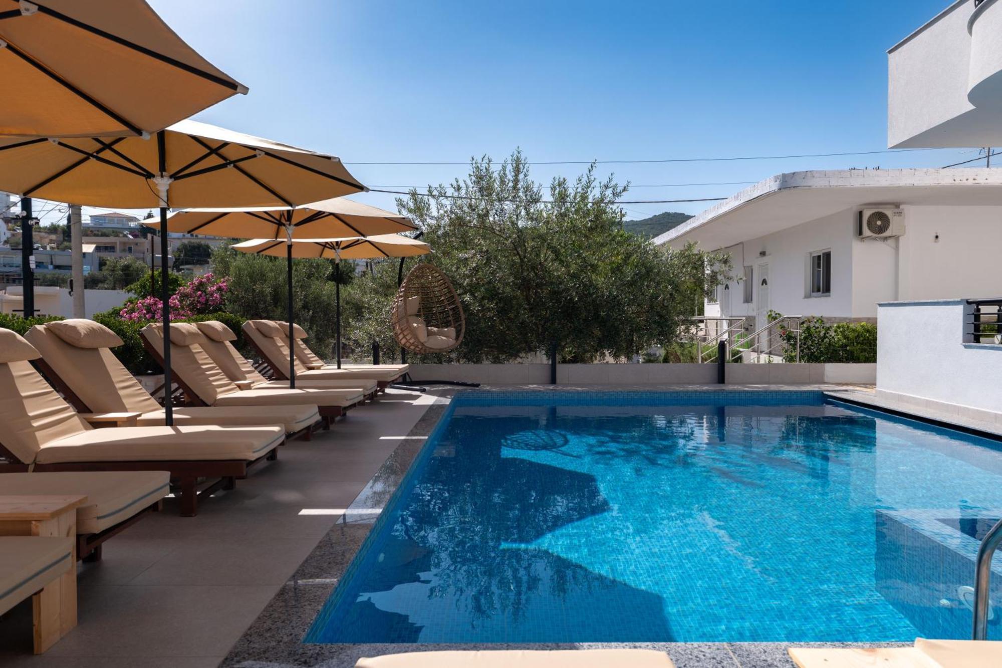 Monel Hotel Ksamil Exterior photo