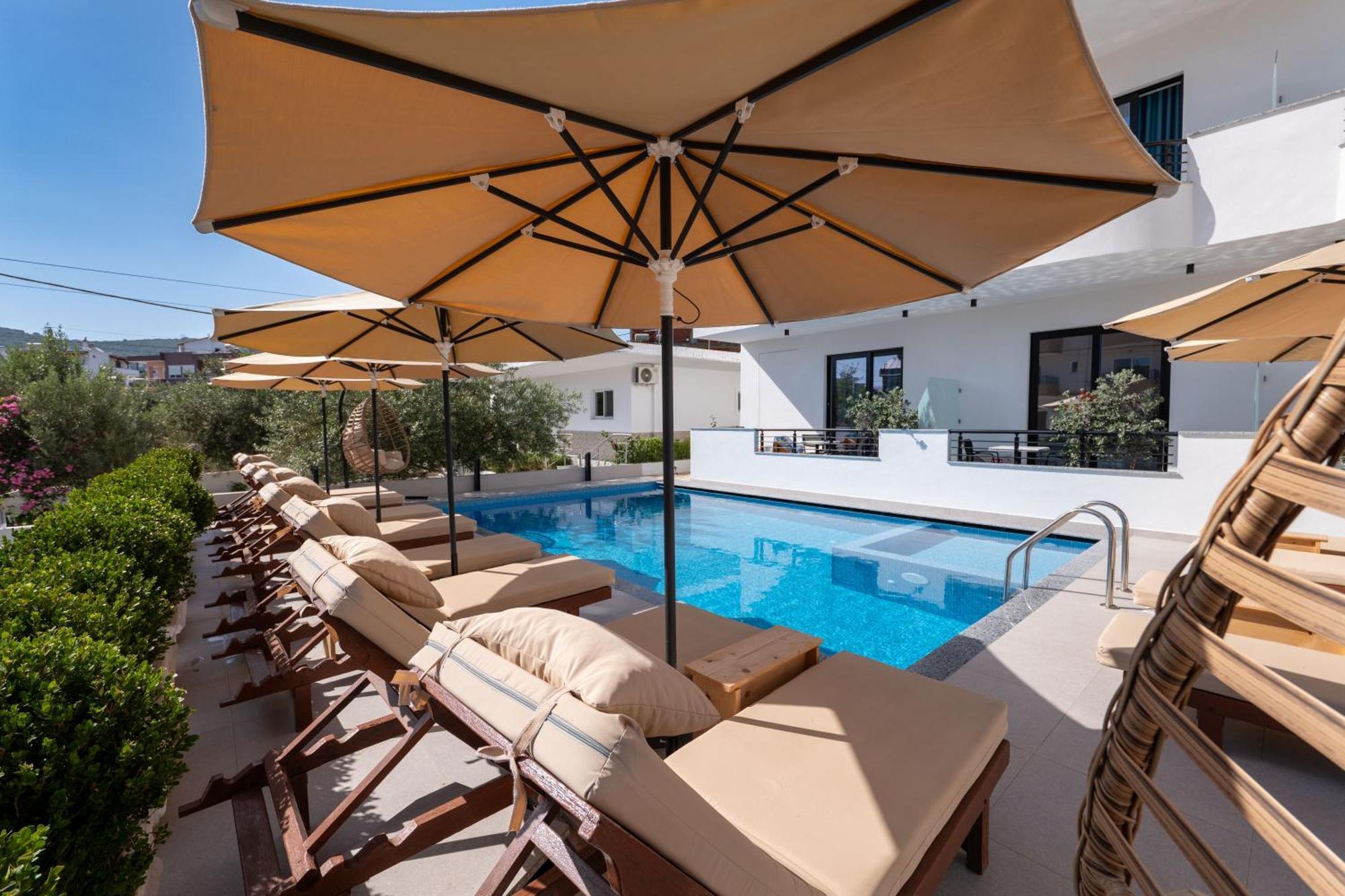 Monel Hotel Ksamil Exterior photo